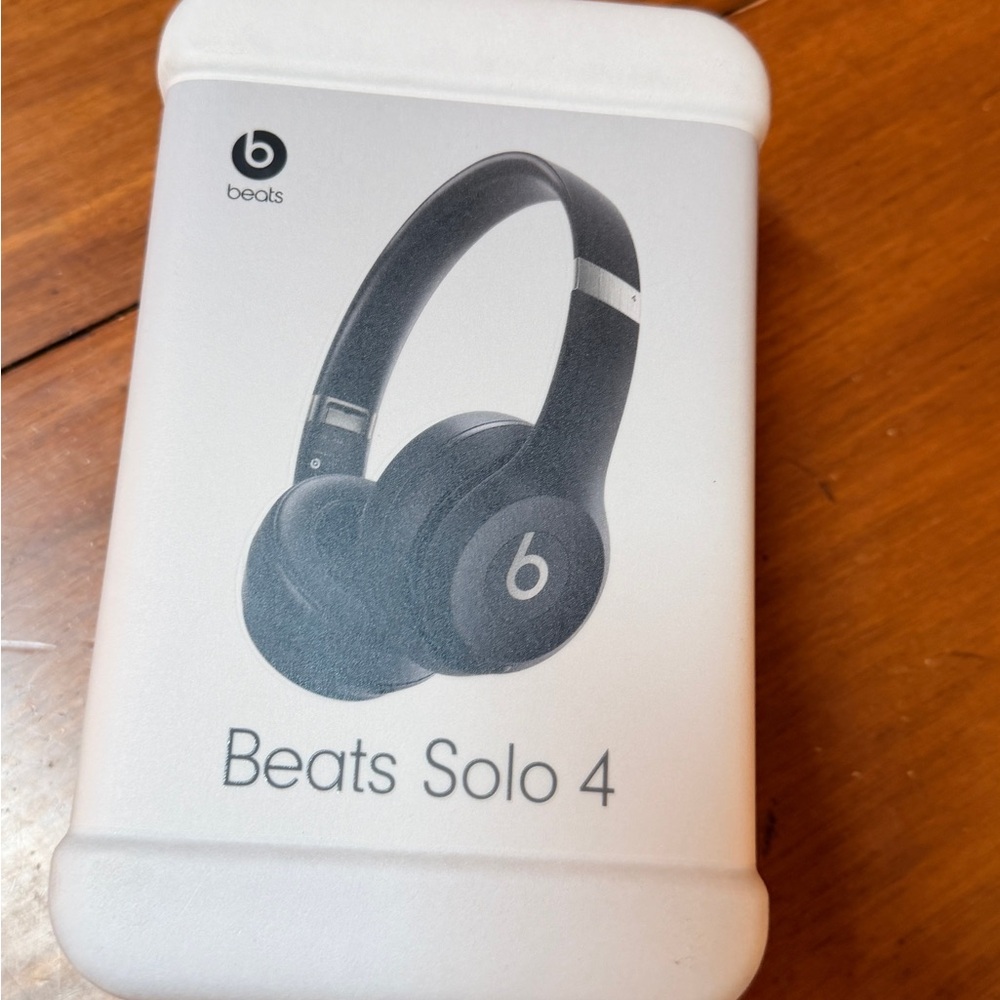 Apple Beats Solo 4 On-Ear Headphones - Black
